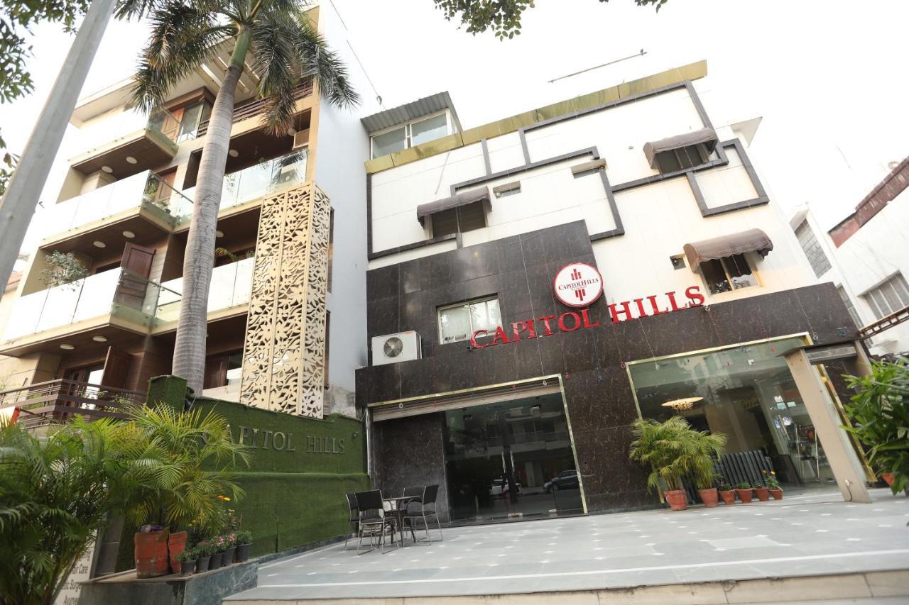 Hotel Capitol Hills - Greater Kailash Delhi New Delhi Exteriör bild